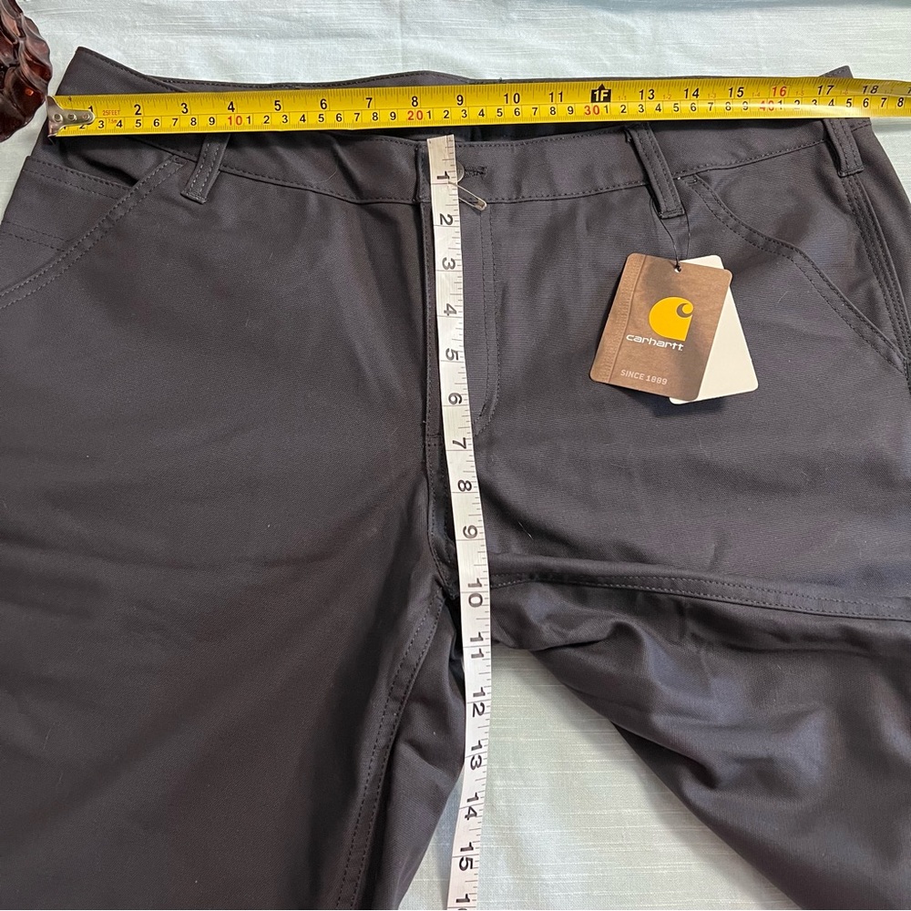 Carhartt Women’s Dark Gray Flat Front Shorts Size 14 - Picture 4 of 9